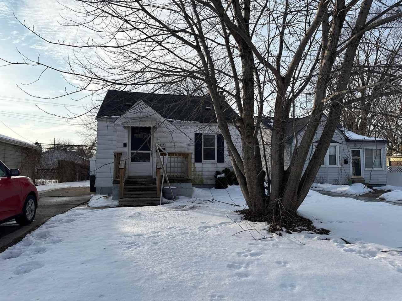 26537 Brettonwoods St - Photo 2 of 29