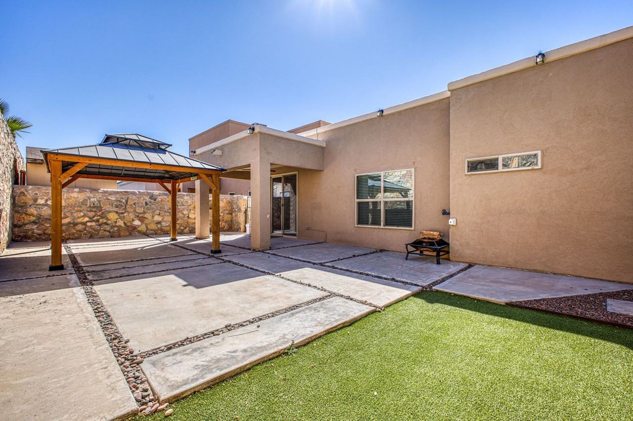 13867 Sandy Pine Way - Photo 3 of 50