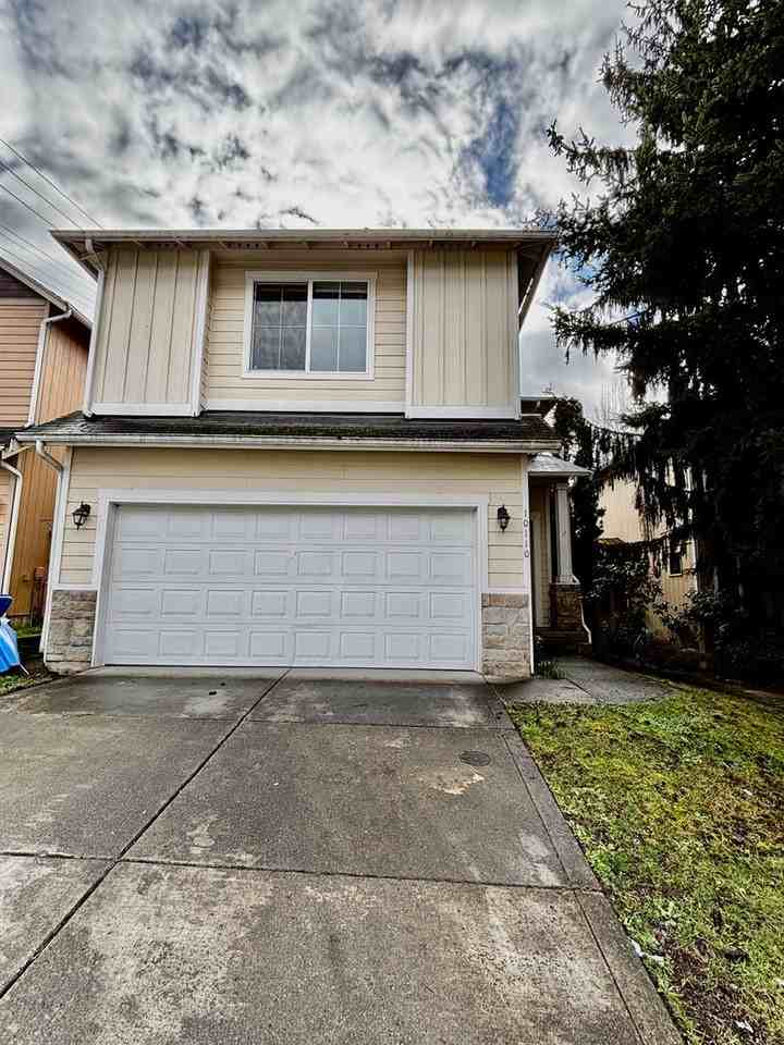 10110 184th St E - Photo 2 of 14