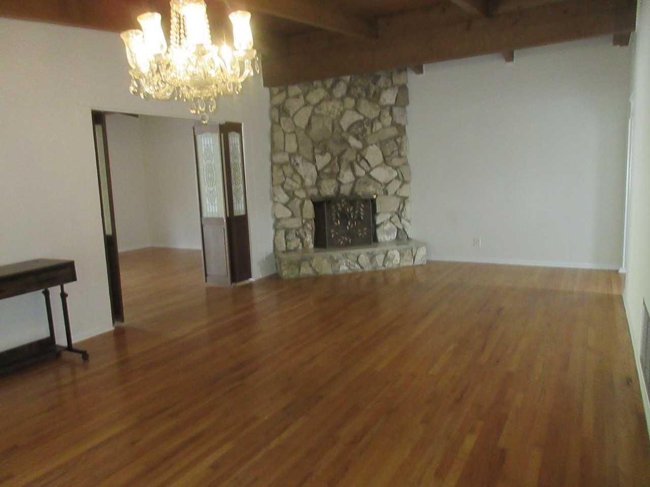 13235 Cumpston St - Photo 3 of 31