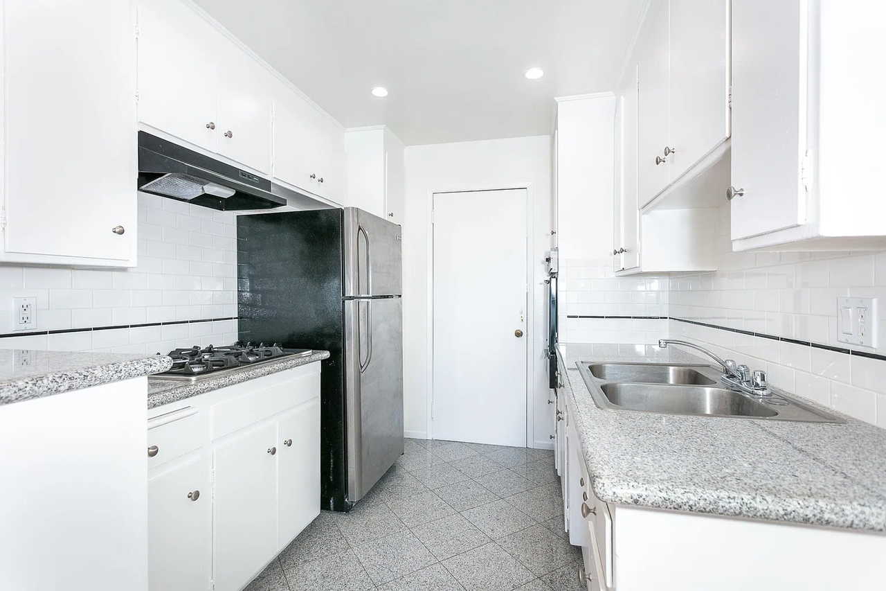 6617 Orange Street - Photo 3 of 26