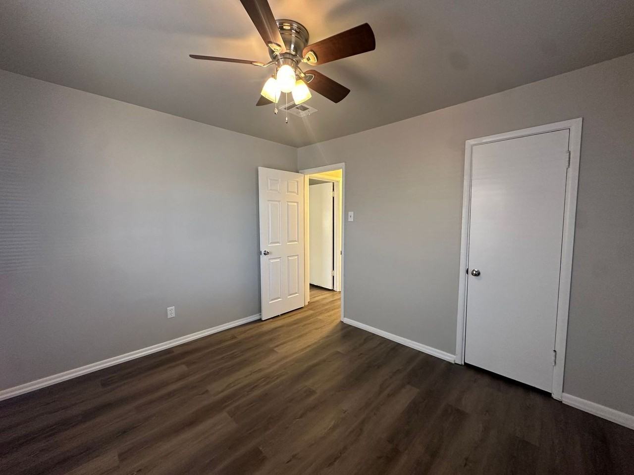 240 E Kerr Dr - Photo 7 of 23