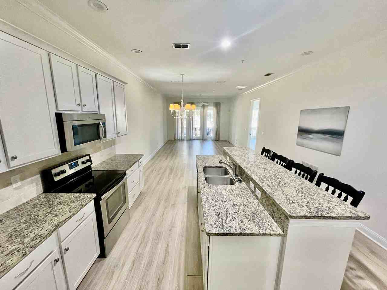 95068 Summerwoods Cir #2208 - Photo 4 of 18