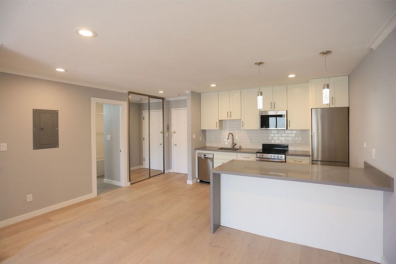 315 Wayne Pl #308 - Photo 3 of 16