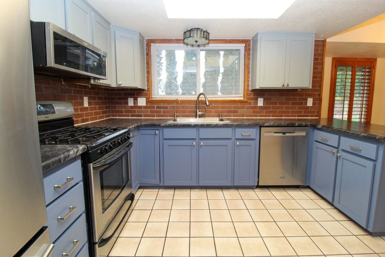 1809 Pueblo Alegre Dr - Photo 7 of 28