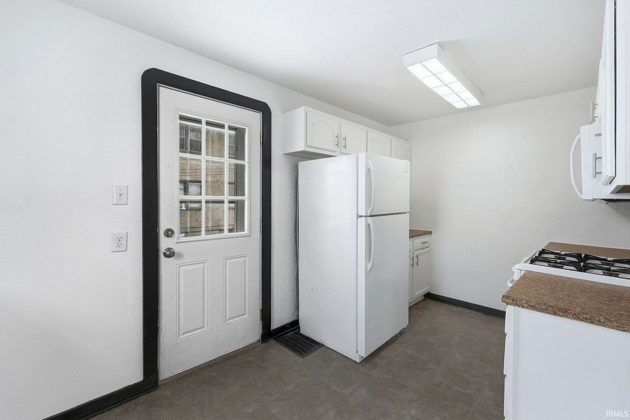 3 bedroom available for immediate move i! - Photo 4 of 30