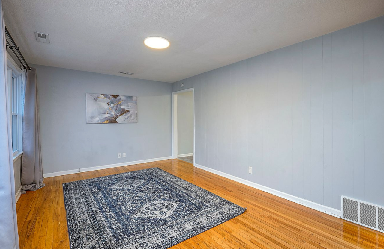 1004 E Cedar St - Photo 3 of 21