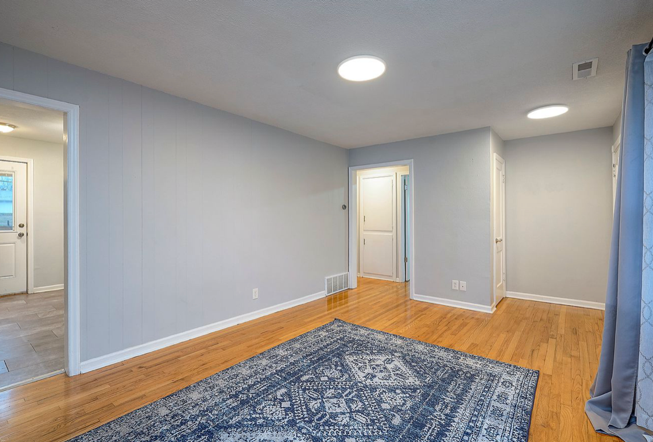 1004 E Cedar St - Photo 5 of 21