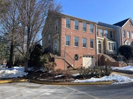 featured image of 8110 Meadow Springs Ct