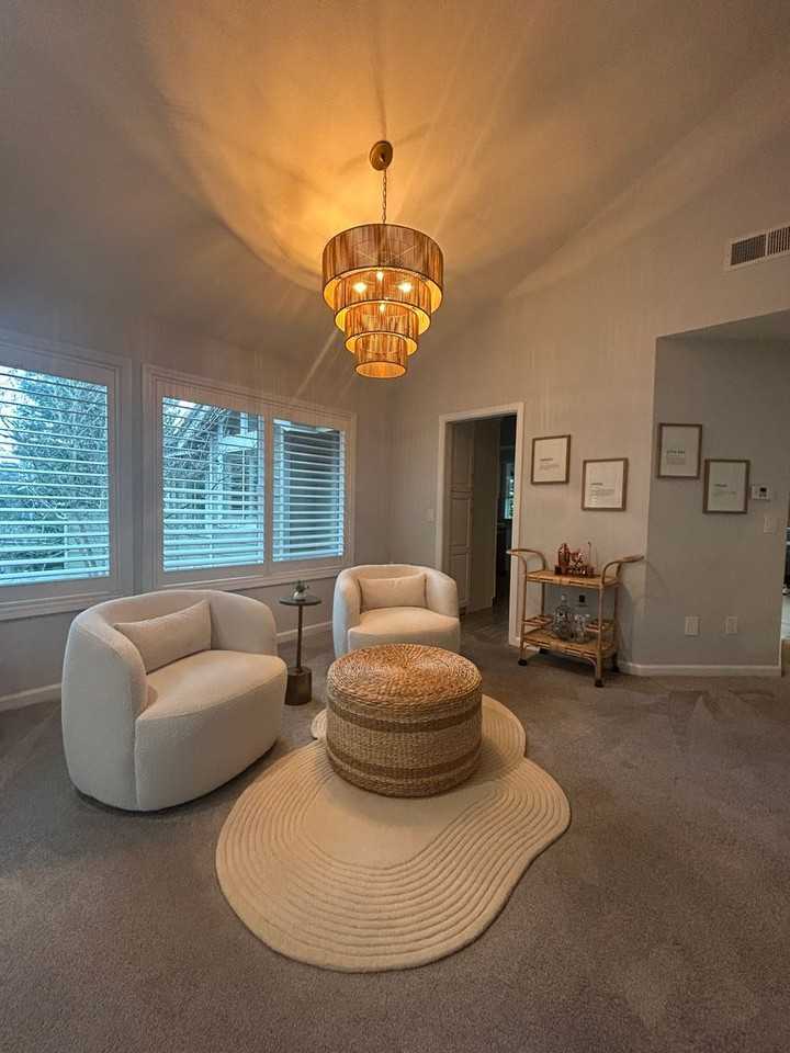 2090 Stonefield Ln - Photo 3 of 50