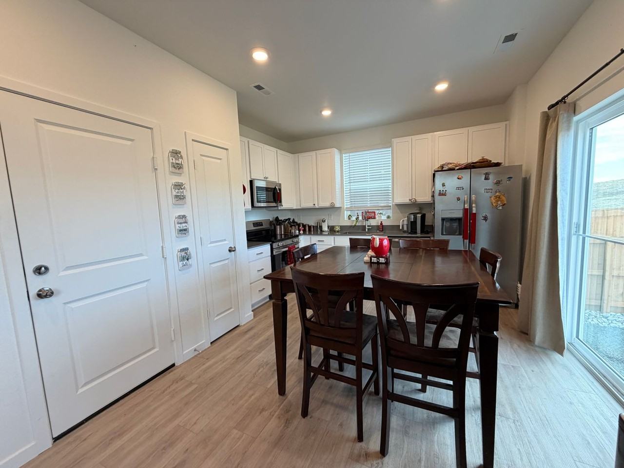 864 Yankee Boy Loop - Photo 3 of 30