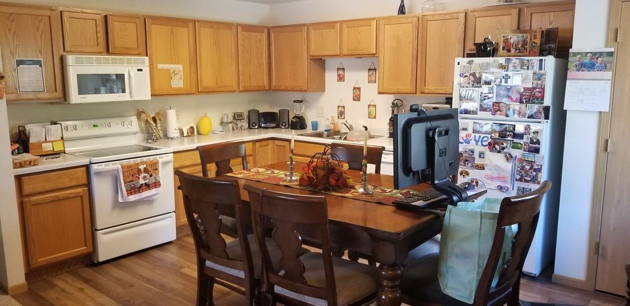 Prairie View Apartments I - Photo 2 of 21