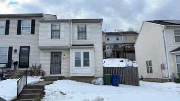 featured image of 4216 Prudence St