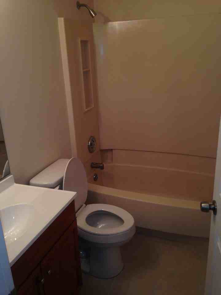 1519 Penrose Ave - Photo 6 of 11