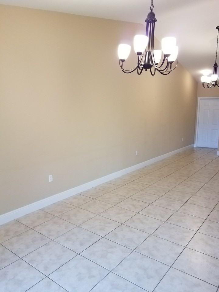 2033 Andalusia Blvd - Photo 7 of 13