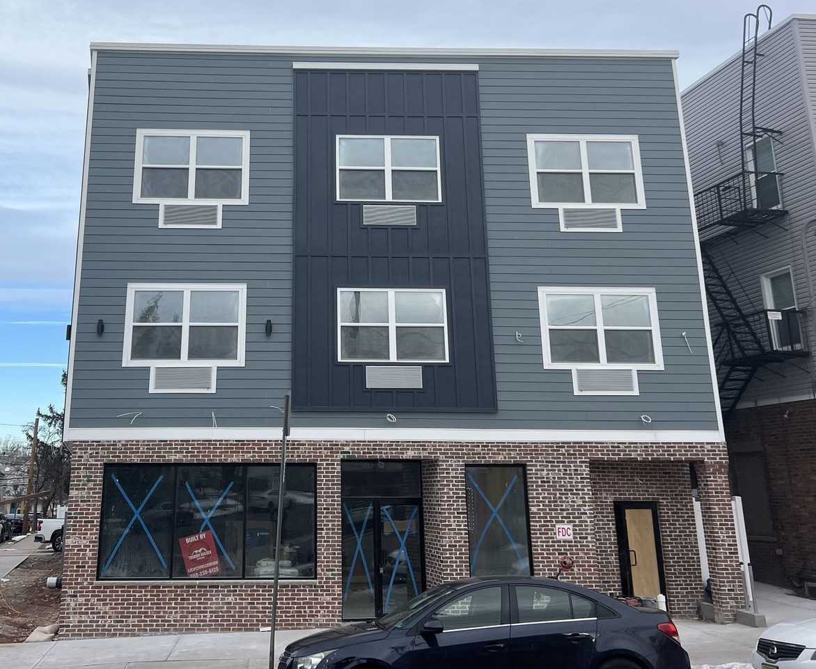 213 French St - Photo 6 of 6