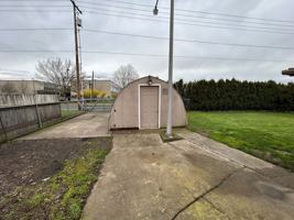 featured image of 410/416 SE Debbie Street