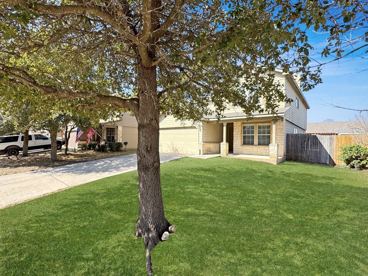 8139 Ashwood Pointe #NA - Photo 4 of 36