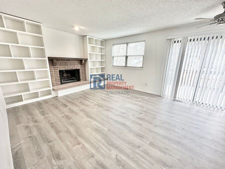 3528 S Richfield St - Photo 5 of 20