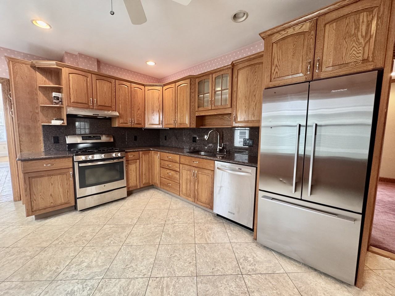 41 Rich St #2 - Photo 7 of 16