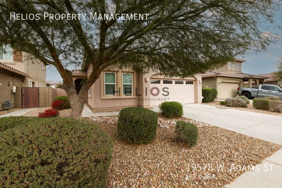 19578 W Adams St - Photo 4 of 31