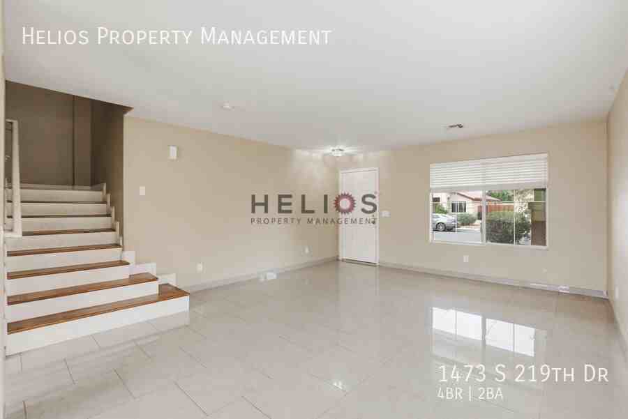 1473 S 219th Dr - Photo 5 of 31