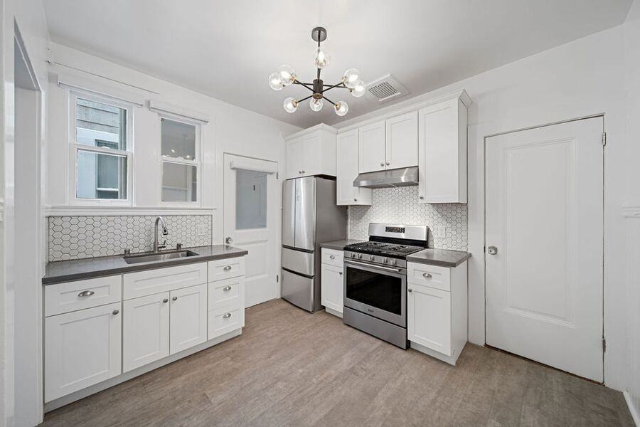 1418 Leavenworth St #09 - Photo 6 of 25