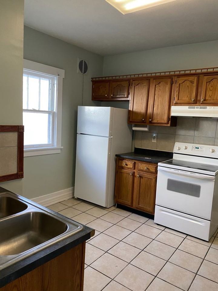 2889 Ida St - Photo 6 of 14