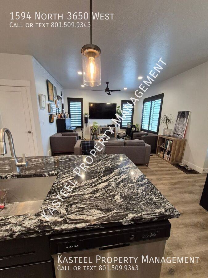 1594 N 3650 W - Photo 7 of 26