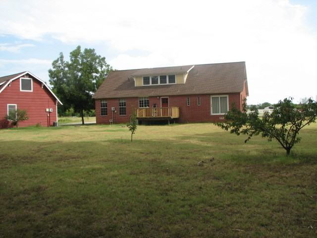 9831 Fort Worth Dr - Photo 3 of 18