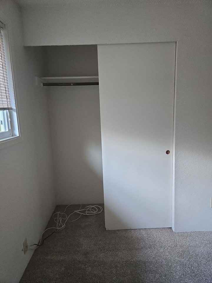 2804 Donovan Ave - Photo 6 of 25