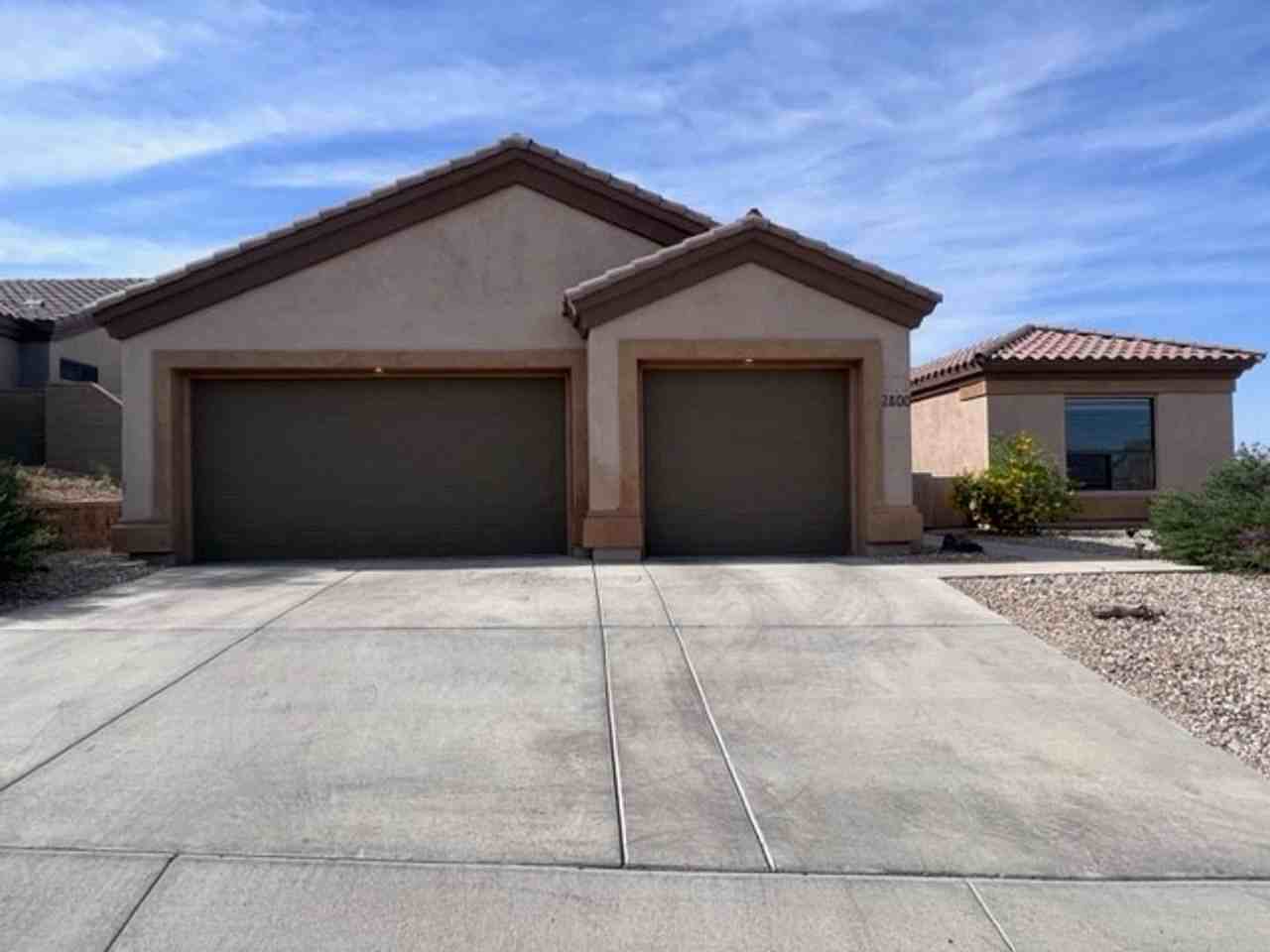 2800 Fort Mojave Dr