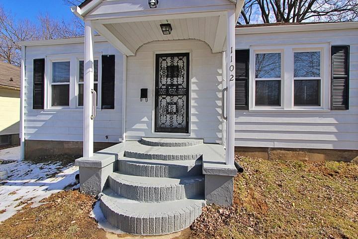 1102 N West End Blvd - Photo 2 of 17