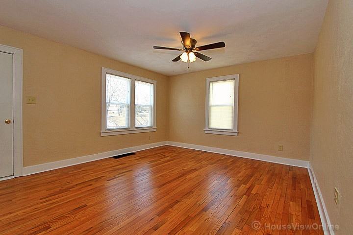 1102 N West End Blvd - Photo 3 of 17