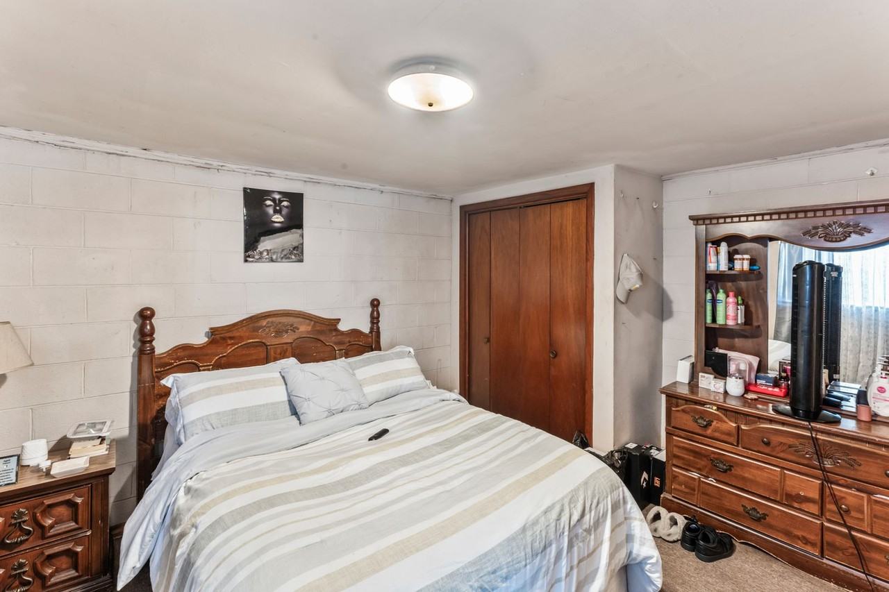 2114 Washington Ave - Photo 4 of 13