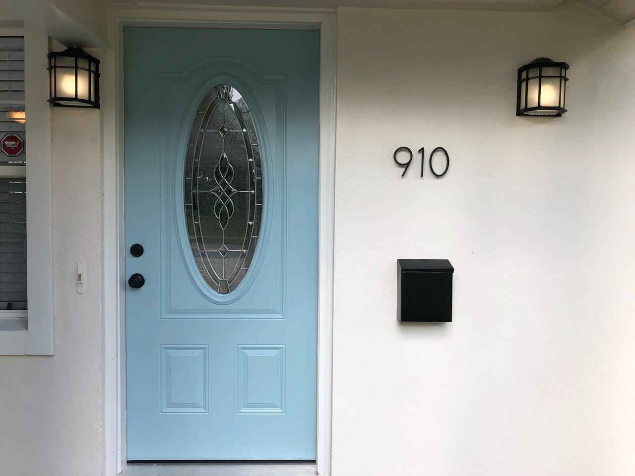 910 S Mills Ave - Photo 2 of 25