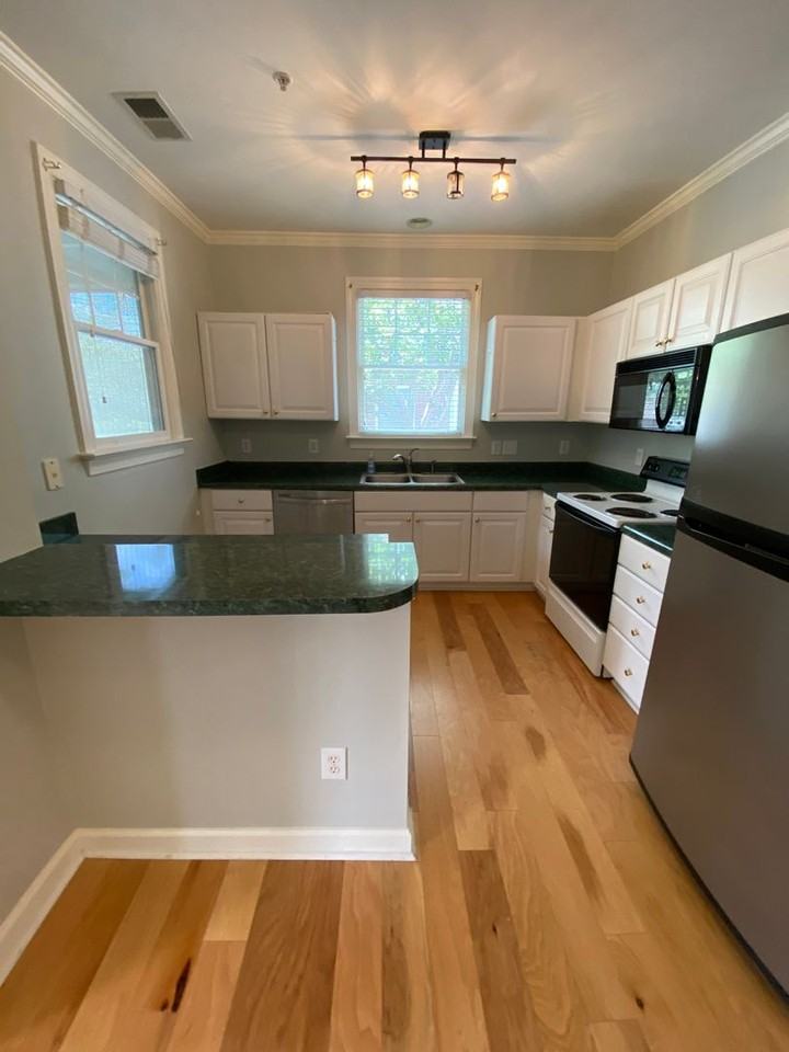 700 Copperline Dr #102 - Photo 5 of 27