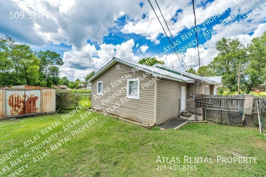 509 5th Pl - Photo 5 of 26