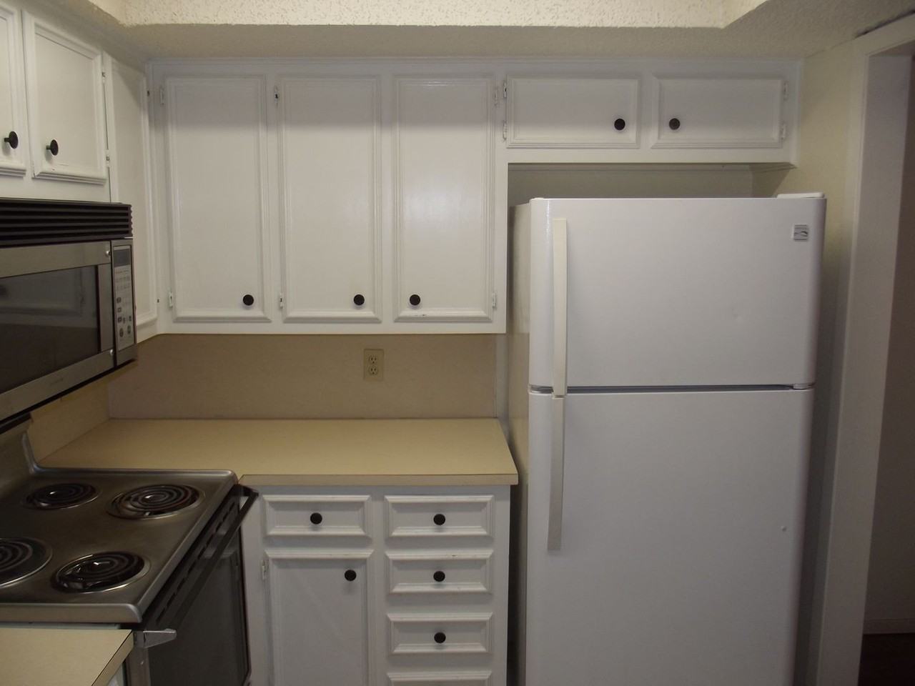 8601 Memphis Dr #A22 - Photo 6 of 14