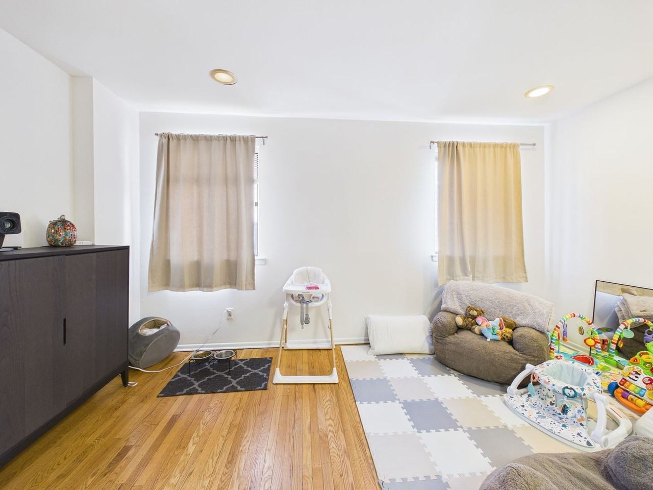 514 Randolph Ct #D - Photo 6 of 35