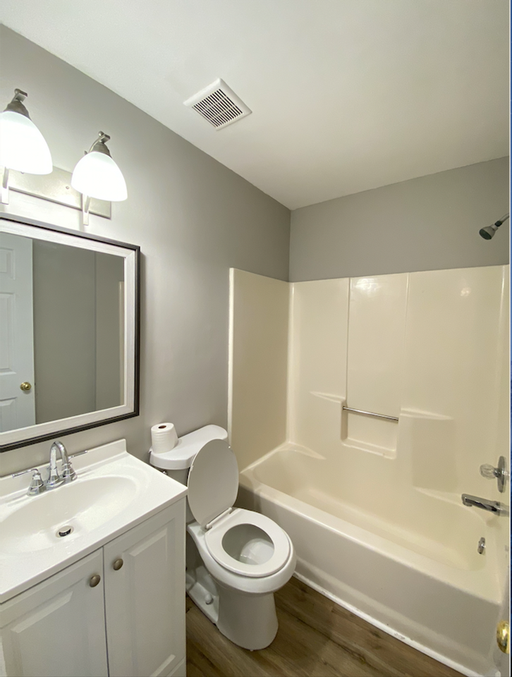 2105 Henderson Dr - Photo 4 of 37