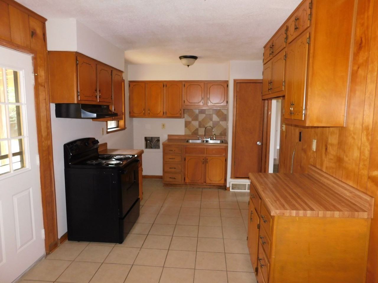 7858 Cherry Valley Blvd - Photo 2 of 20