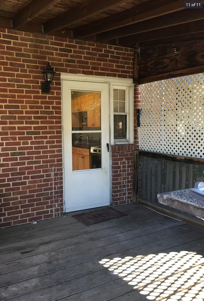 7851 Saint Fabian Ln - Photo 5 of 10