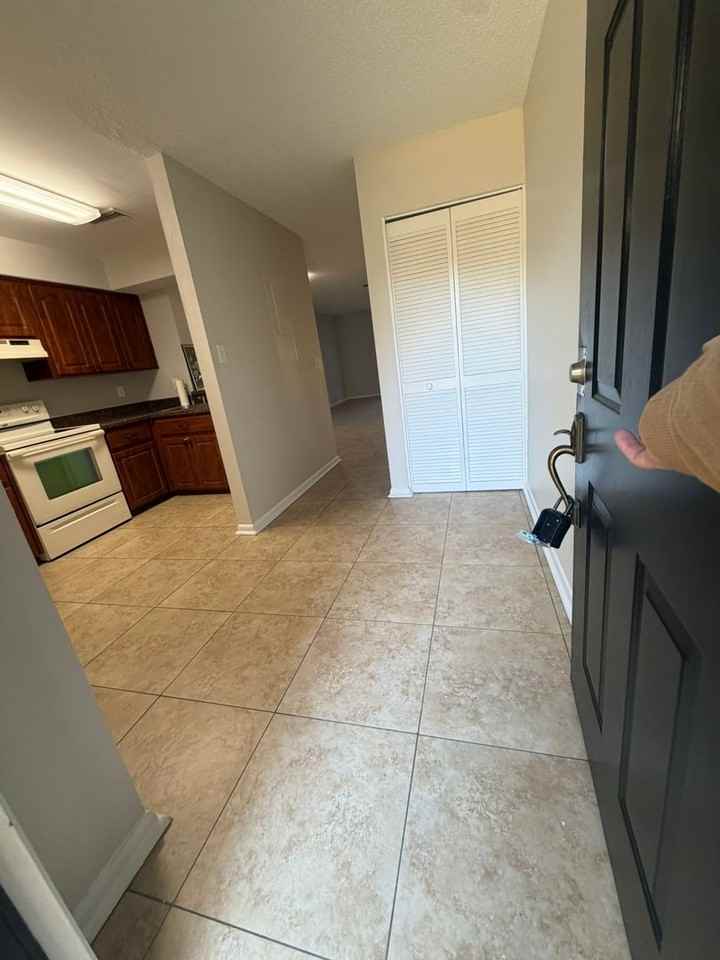 3583 Whispering Oaks Ln - Photo 3 of 15