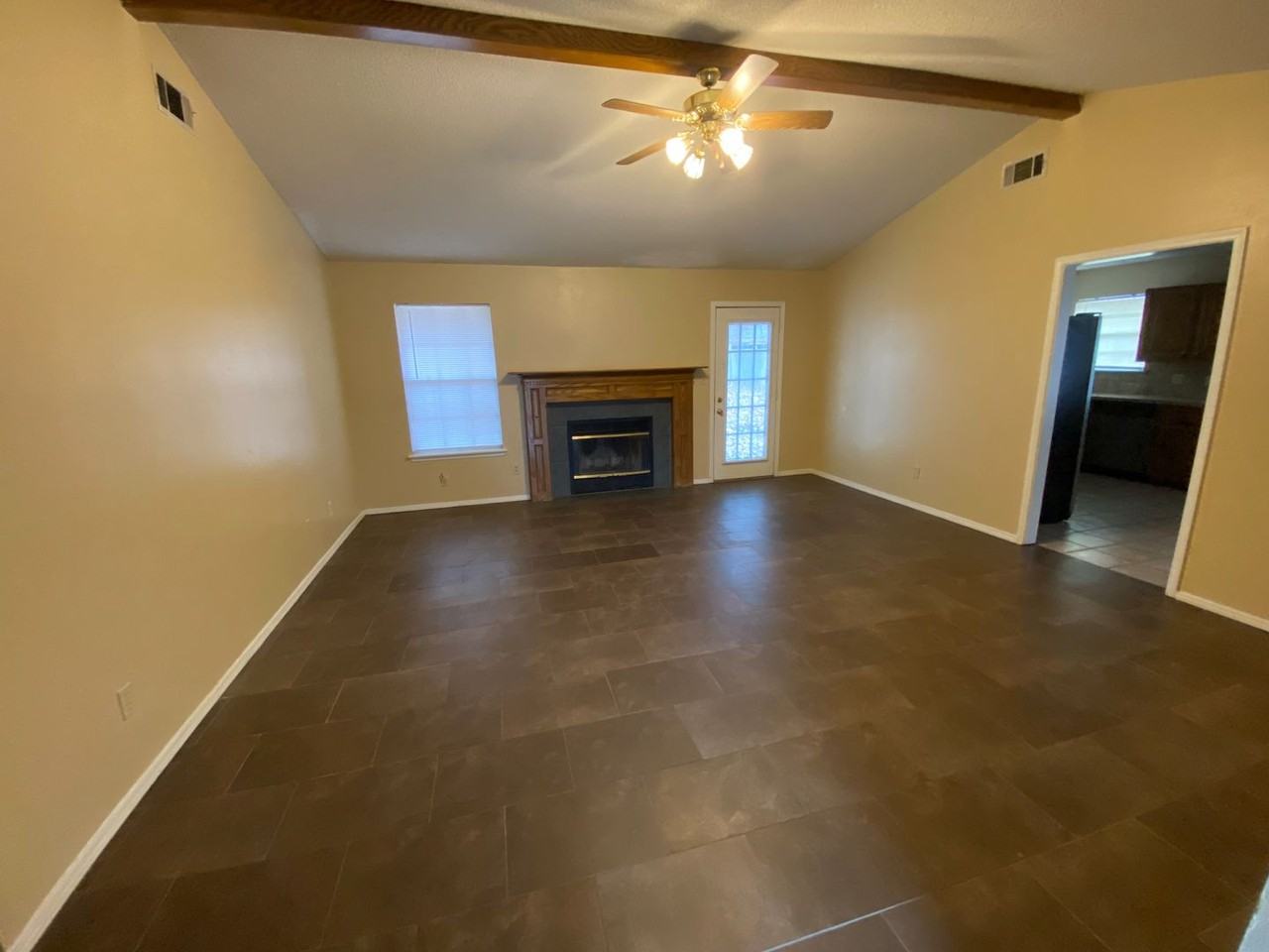 2106 Breckenridge Ter - Photo 2 of 14