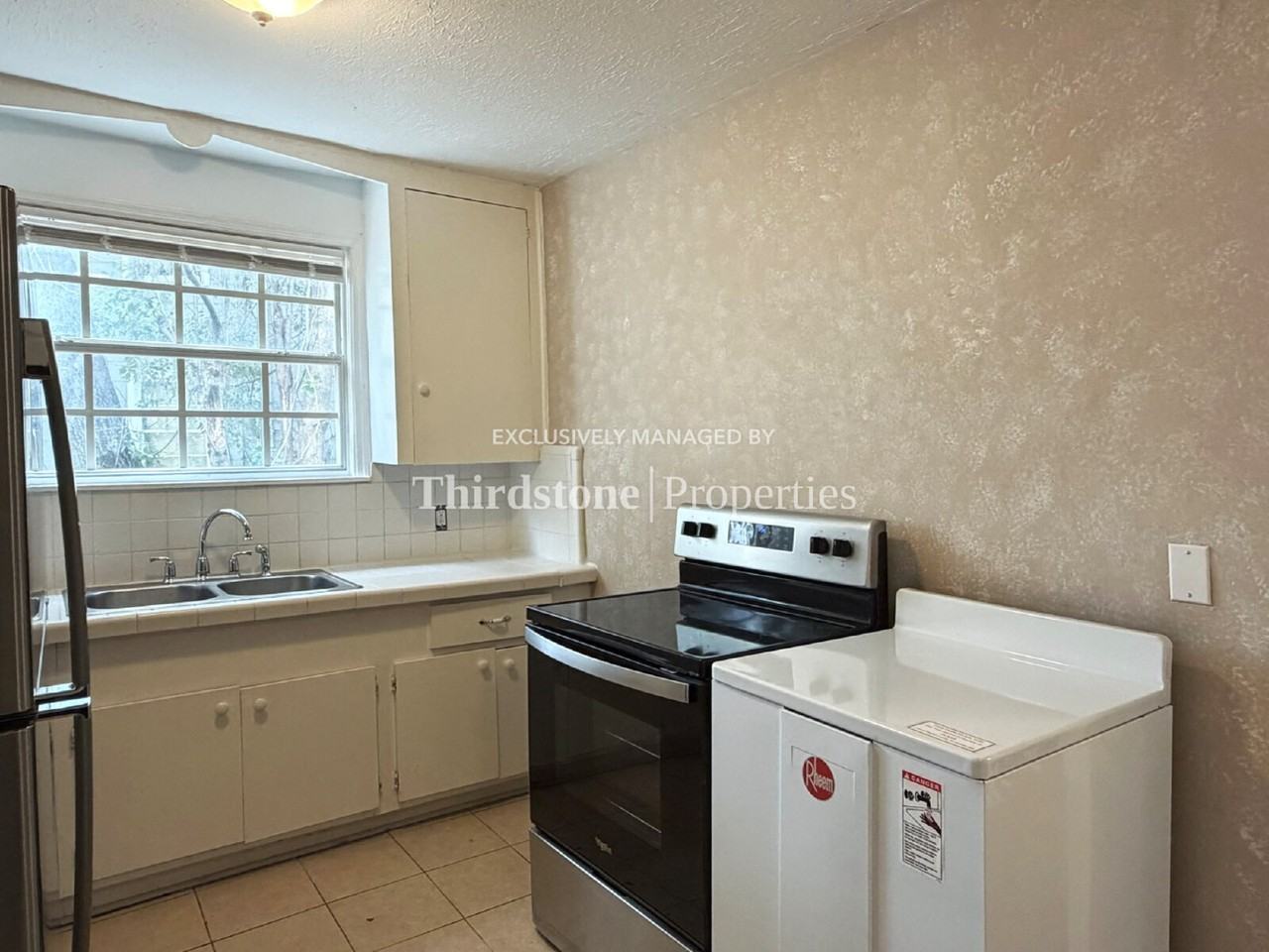 2660 Gale Ct #1 - Photo 5 of 15