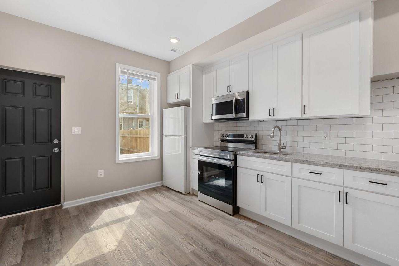 531 N Belnord Ave - Photo 7 of 18