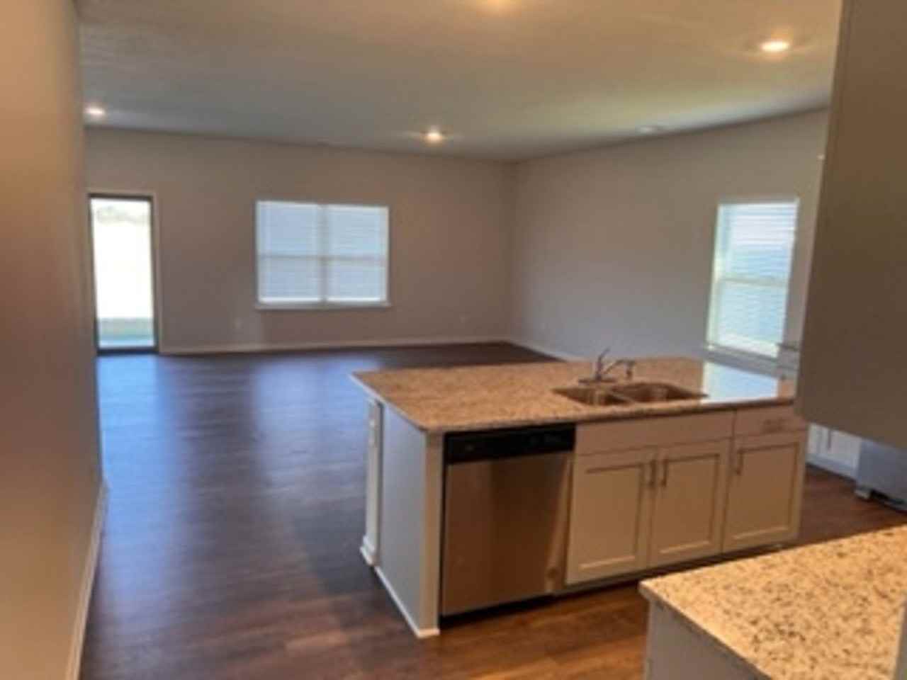 50 Meadowland Ln - Photo 4 of 15