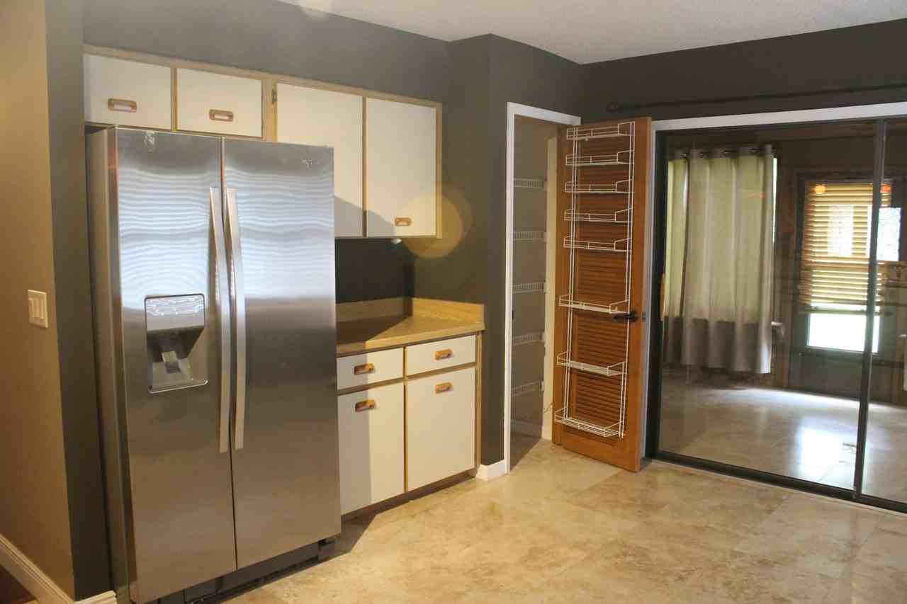 901 Fruitwood Pl - Photo 7 of 31