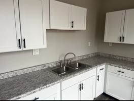 featured image of 1044 N 8th St